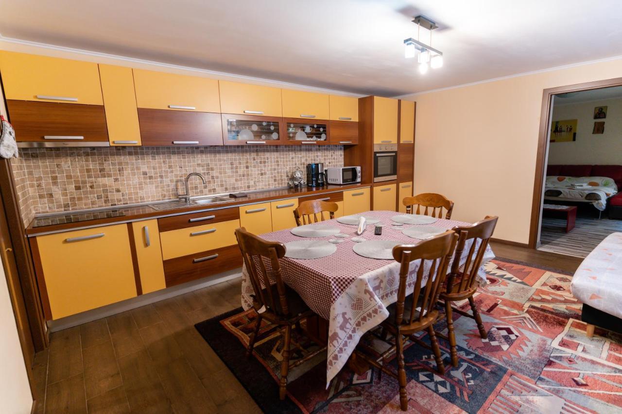 Mario'S Cozy Apartment ริชนอฟ ภายนอก รูปภาพ