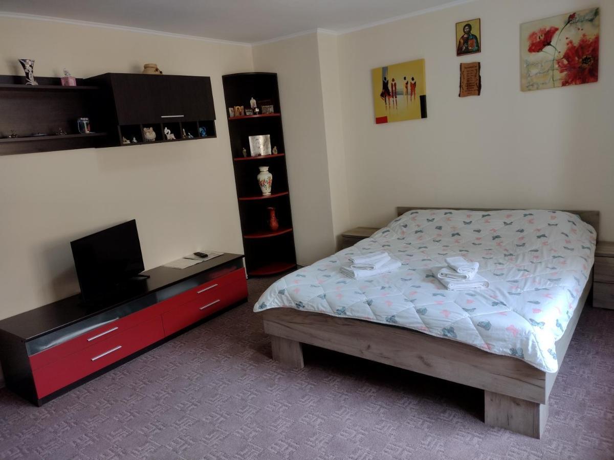 Mario'S Cozy Apartment ริชนอฟ ภายนอก รูปภาพ